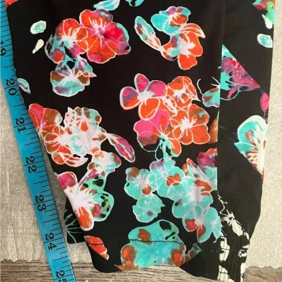 [M]Nicole  by Nicole Miller Black Floral Jumpsuit - Picture 7 of 9